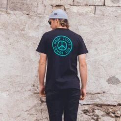 Planks Men's Peace T-Shirt -Alpina Snowboard Butik planks mens peace t shirt 1